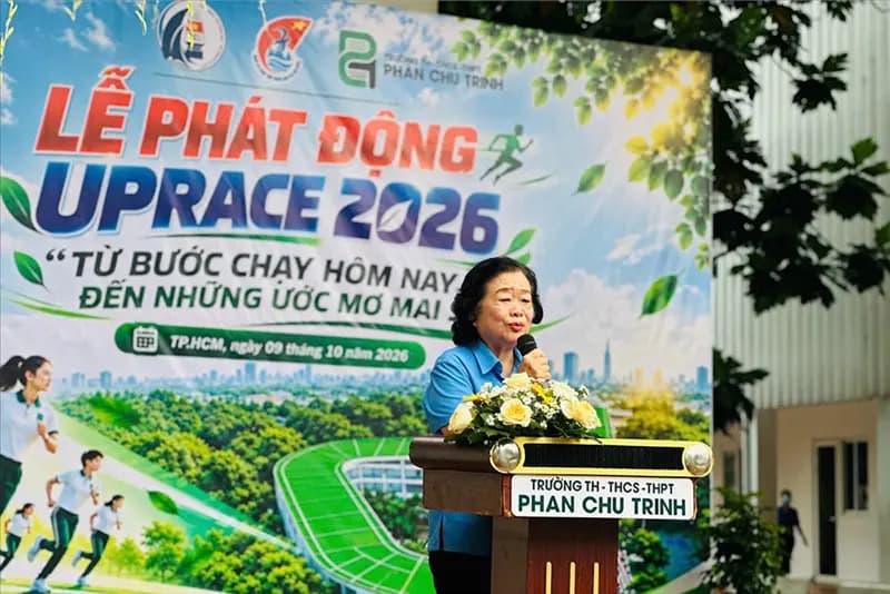 Trường Phan Chu Trinh đặt mục tiêu 50.000 km, tiếp sức học sinh khó khăn đến trường